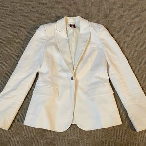 White Vince Camuto Blazer